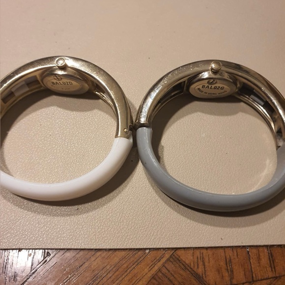 Lot of 2 Vintage Watch-It Wind-Up Women\'s Cuff Watches main image 4